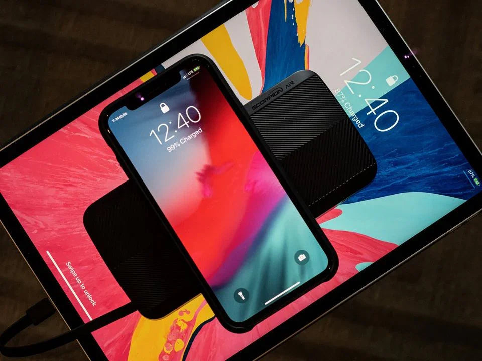 iWalk Scorpion Air 8000mAh Wireless Power Bank - Black