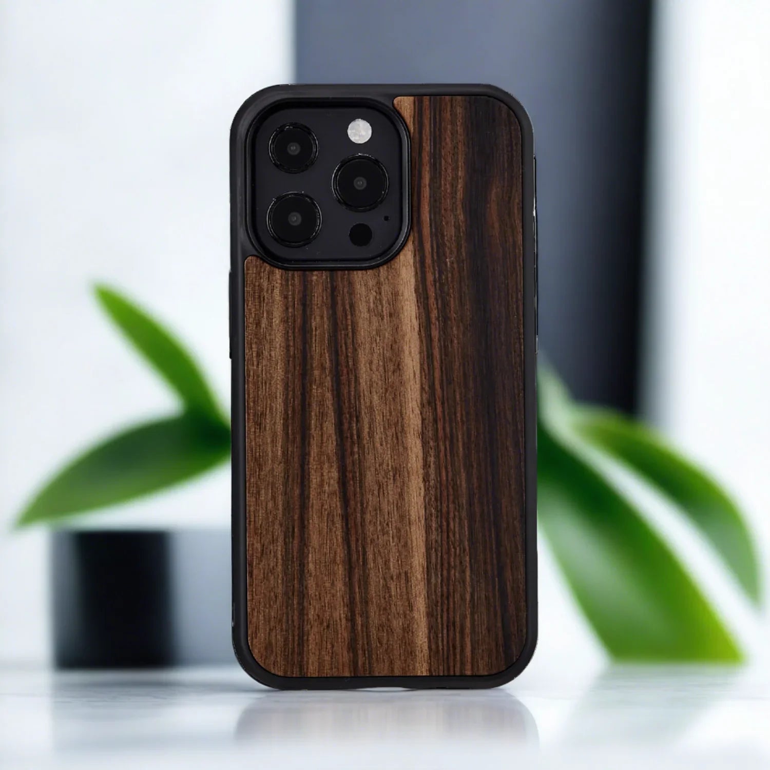 iPhone 13 Pro, Man & Wood Series Cover - Ebony
