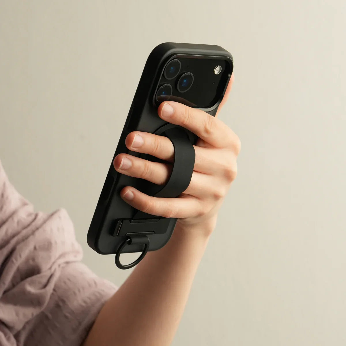 iPhone 17 Pro Araree Duple Magsafe Grip Case - Black