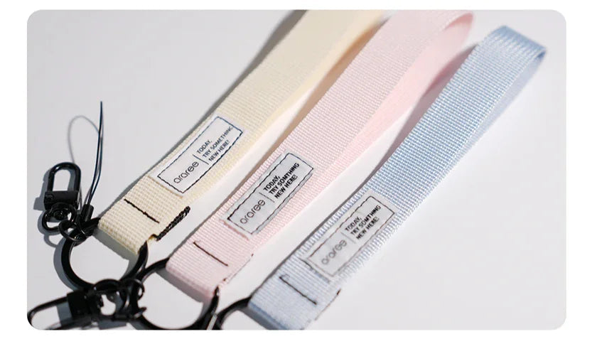 Araree Sport Hand Strap Cream