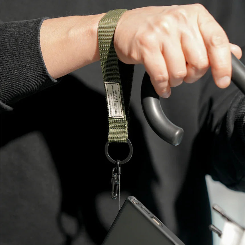 Araree Sport Hand Strap Khaki