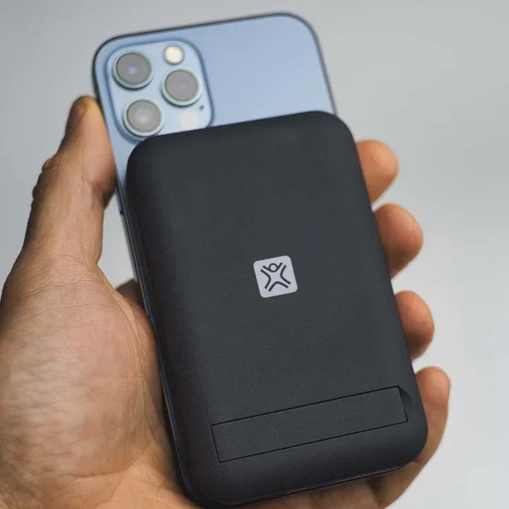 XtremeMac 10000mAh 15W Magsafe Powerbank With Stand