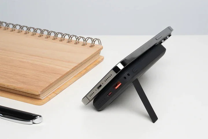 XtremeMac 10000mAh 15W Magsafe Powerbank With Stand